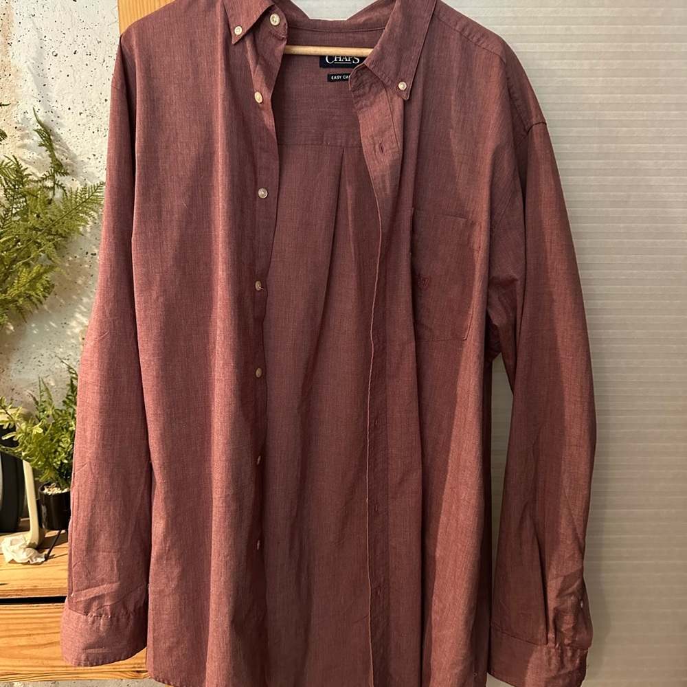 Chaps Men's Burgundy Casual Button Down Shirt
